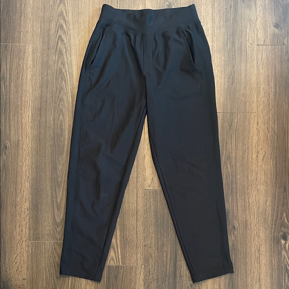 Old Navy - Women’s Black Tapered Powersoft Athletic Pants